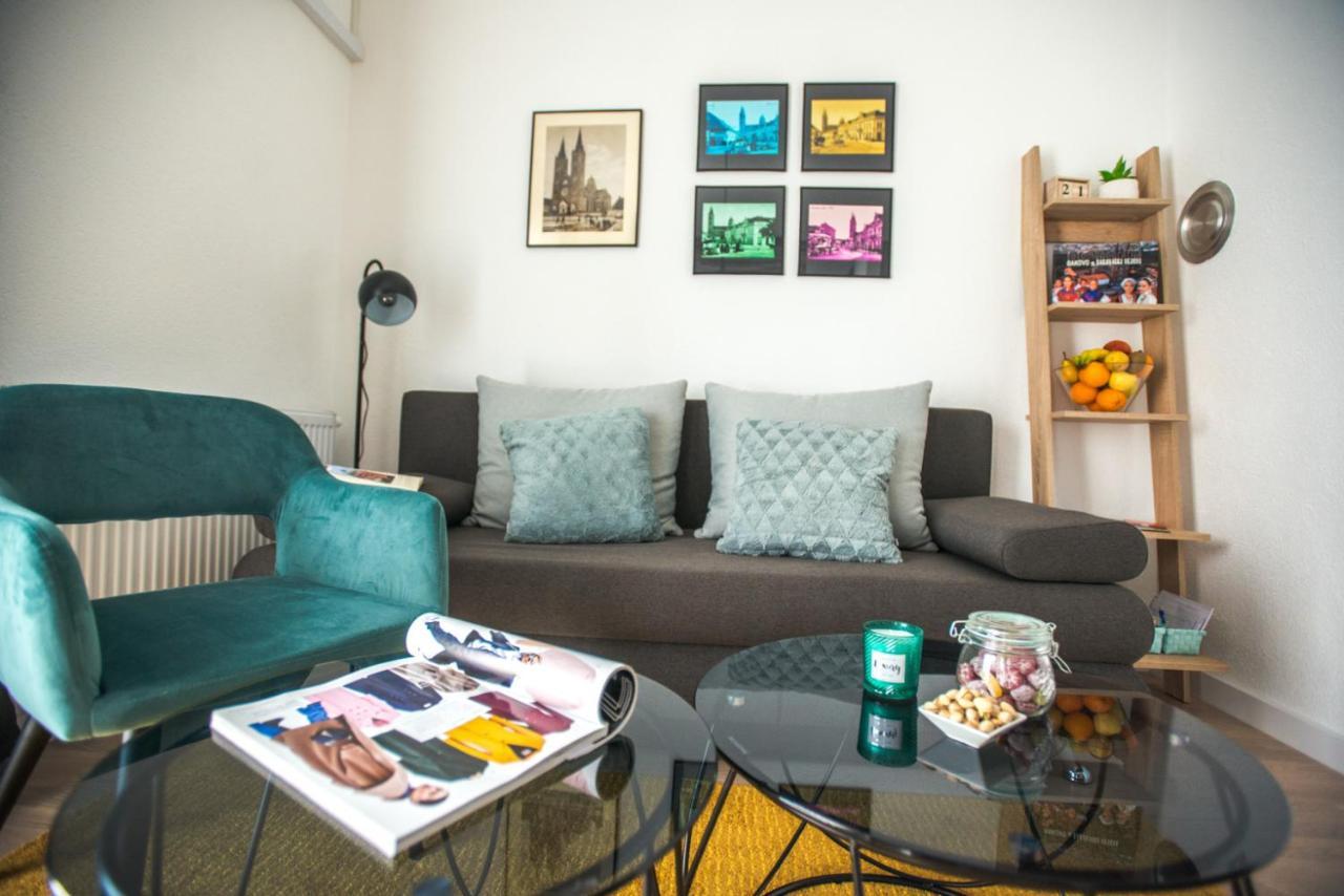 Studio Apartman Dakovo In ภายนอก รูปภาพ